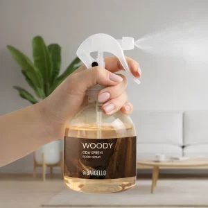 Bargello Woody Home Spray 485 ml spray parfumé pour maison dans une ambiance boisée, chaleureuse et élégante